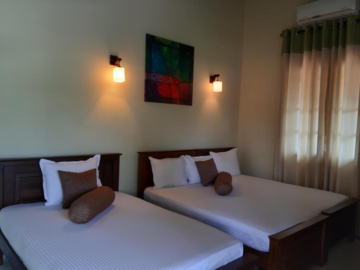 Marathona Tourist Resort - Anuradhapura Exterior foto